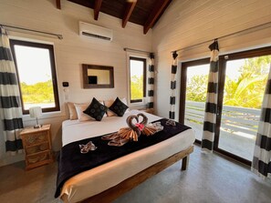 3 soveværelser, skrivebord, strygejern/strygebræt, weekendseng