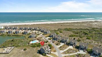 Plage à proximité, chaise longue
