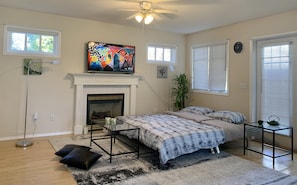 1 bedroom, iron/ironing board, WiFi, bed sheets