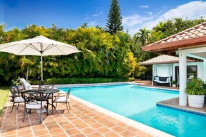 Pool - Los Lagos 19 - Sleeps 10 - Butler - Pool/Hot Tub (Casa de Campo Resort & Villas , La Romana)