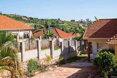 Captivating 3-Bed Villa