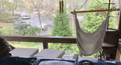 Cozy cove lake cottage