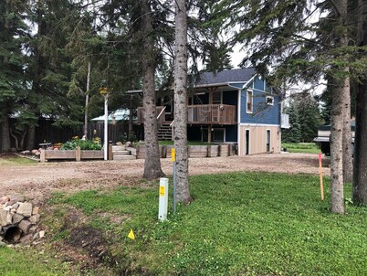 Cozy Lake Cabin - 10% Discount for August 2025 Bookings