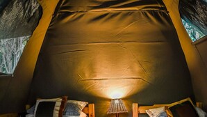 10 bedrooms, WiFi (free), bed sheets