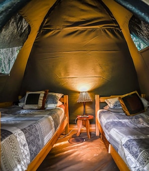 10 bedrooms, free WiFi, bed sheets - Furnished Rooms, set in tranquil surroundings (Gaborone)