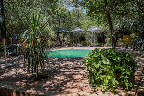 Outdoor pool - Furnished Rooms, set in tranquil surroundings (Gaborone)