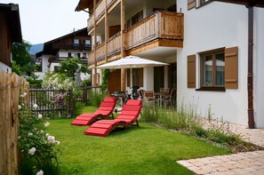 Terrace/patio - Ferienappartement Haferlschuh - Alpenseensucht Natur-ferienappartements (Bad Wiessee)