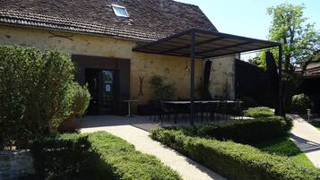 Restauration extérieure