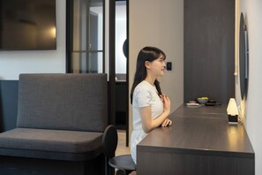 Spa | 1 makuuhuone, ylelliset vuodevaatteet, työpöytä, pimennysverhot