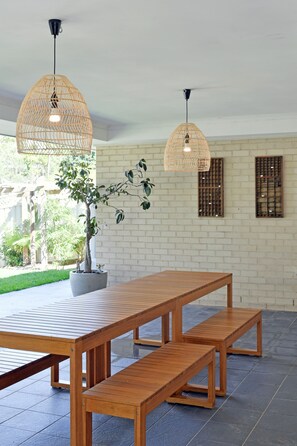 Outdoor dining
