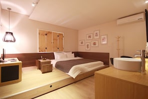 1 bedroom, free WiFi, bed sheets - Busan Deokcheon Den Basta Hotel (Busan)
