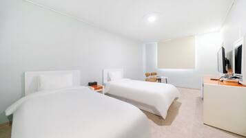 Deluxe Twin Room | 1 bedroom, individually decorated, individually furnished, free WiFi