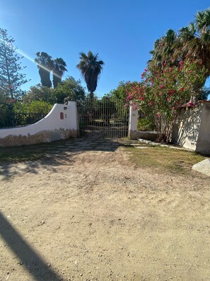 Property grounds - Villa Martino (Quartu Sant'Elena)