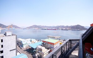 룸 (VIP (ocean view & terrace for 4 peopl) | 1 개의 침실, 무료 WiFi, 침대 시트
