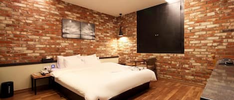 Room (Deluxe (NO25 special discount in prog) | 1 bedroom, free WiFi, bed sheets