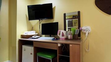 Room (Standard Room (Walkie Only)) | 1 bedroom, free WiFi, bed sheets