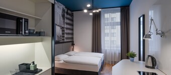 Dean's Home Budapest