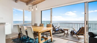 Luxury Malibu Road Oceanfront Townhouse PRIVATE BEACH