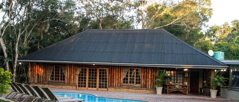 Outdoor pool, pool loungers