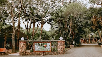 Fachada de la propiedad