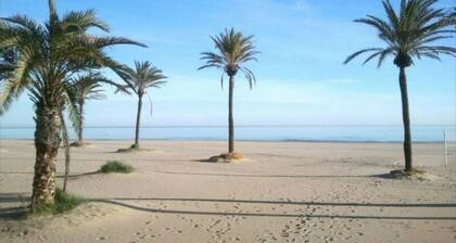 AZAHAR House. COSTA VALENCIANA, COSTA BLANCA. Garden, swimming pool, beach.