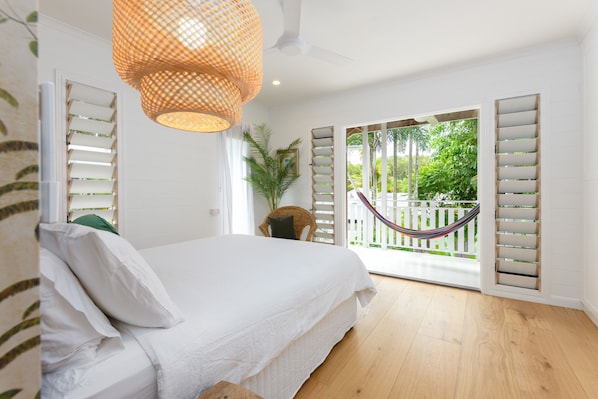 3 chambres, fer et planche à repasser, lit parapluie, Wi-Fi gratuit
