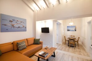Living area - Melina's Urban Retreat (Corfu)