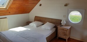 3 chambres, fer et planche à repasser, Wi-Fi gratuit