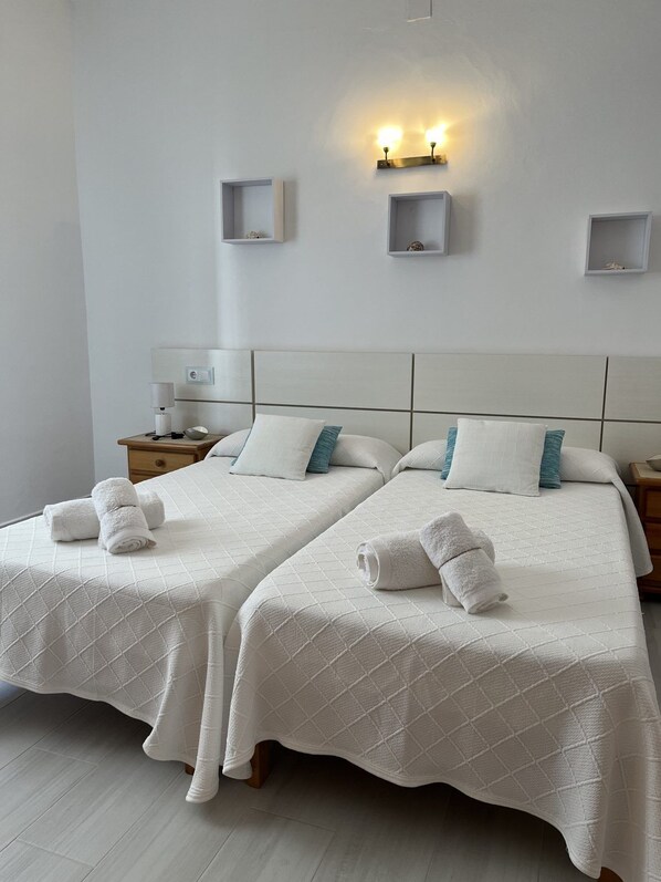 3 camere, Wi-Fi, lenzuola