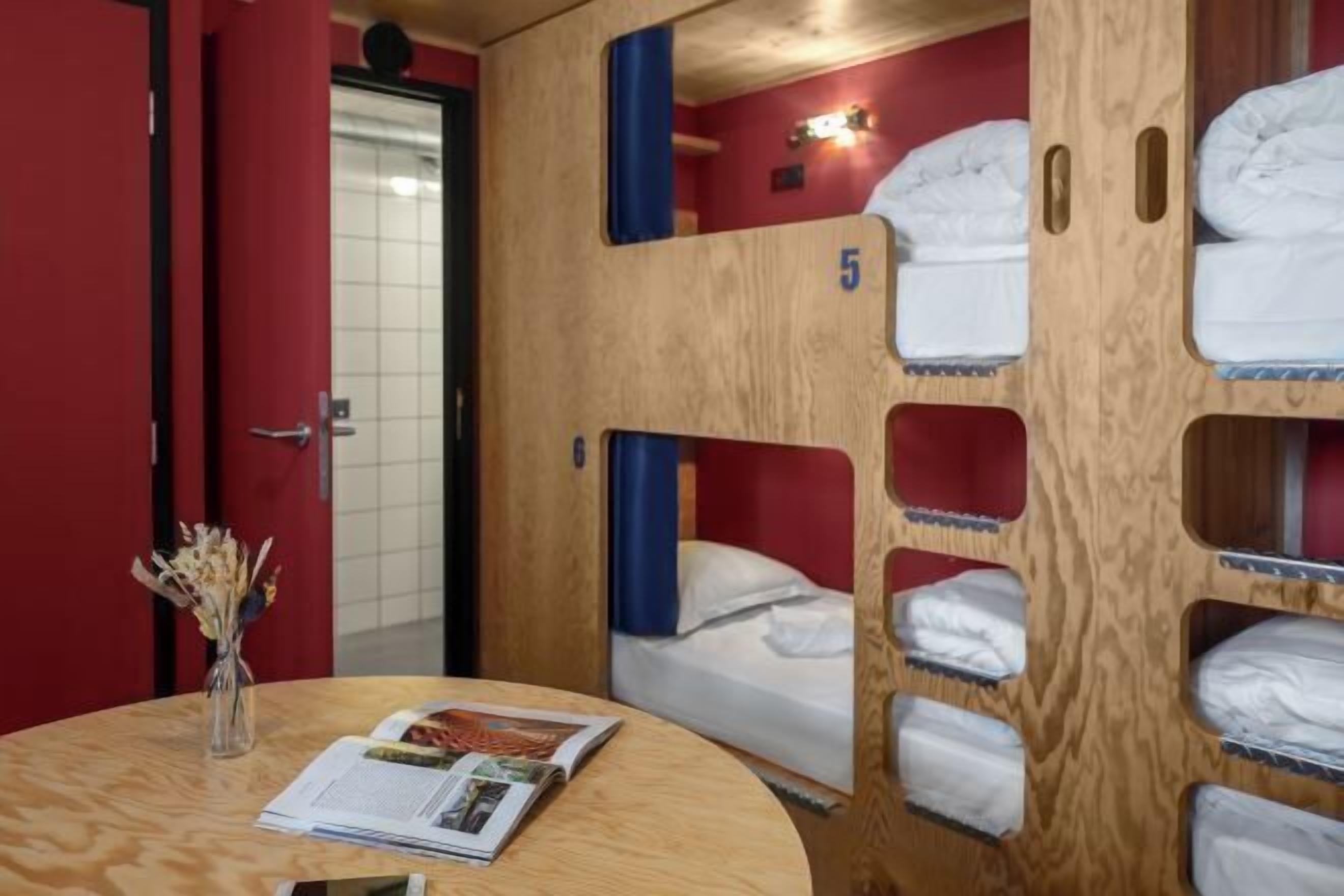 Premium bedding, soundproofing, free WiFi, bed sheets