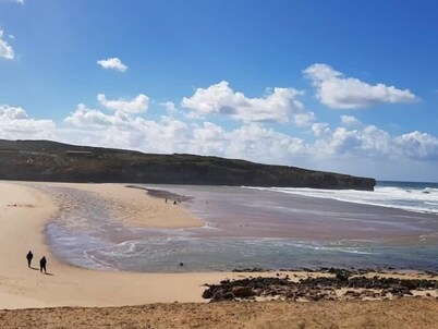 Family-Friendly Semi-Detached House in Aljezur