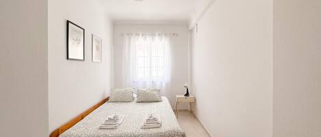 1 bedroom, iron/ironing board, bed sheets