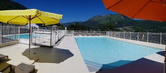 Chalets for up to 5 people