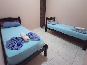 Free WiFi, bed sheets