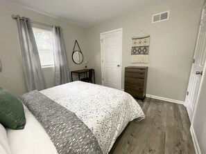 2 Schlafzimmer, Bügeleisen/Bügelbrett, WLAN