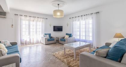 Villa Brisa do Mar | 4 Bedrooms | Walking Distance | Galé