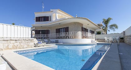 Villa Brisa do Mar | 4 Chambres | Proche de la Plage | Galé