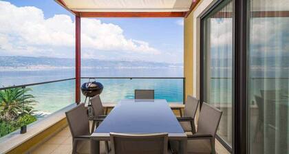 Beachfront villa with private heated pool and jacuzzi