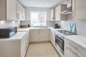Private kitchen - Highfield House (Whitby)