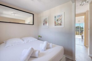 2 Schlafzimmer, Bügeleisen/Bügelbrett, WLAN, Bettwäsche