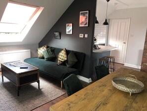 Apartment | Living room