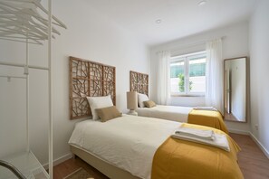 2 chambres, fer et planche à repasser, lit parapluie, Wi-Fi gratuit