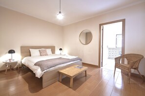 5 bedrooms, iron/ironing board, travel crib, free WiFi