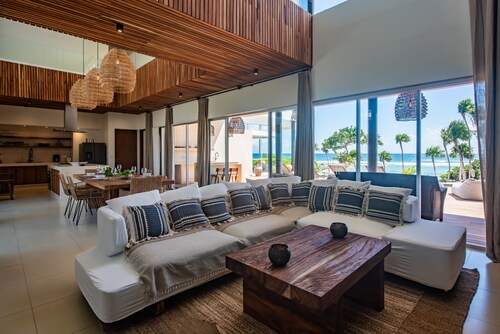 MODERN FRONT BEACH VILLA IN THE CARIBBEAN SEA
