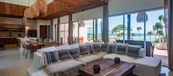 MODERN FRONT BEACH VILLA IN THE CARIBBEAN SEA