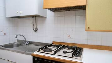 Fridge, oven, freezer