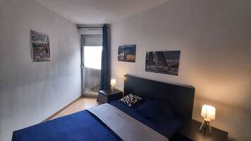 1 bedroom, iron/ironing board, WiFi