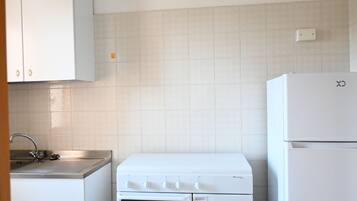 Fridge, oven, freezer