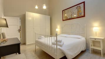 2 Schlafzimmer, Bügeleisen/Bügelbrett, WLAN, Bettwäsche