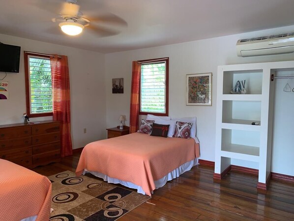 5 bedrooms, in-room safe, iron/ironing board, travel cot